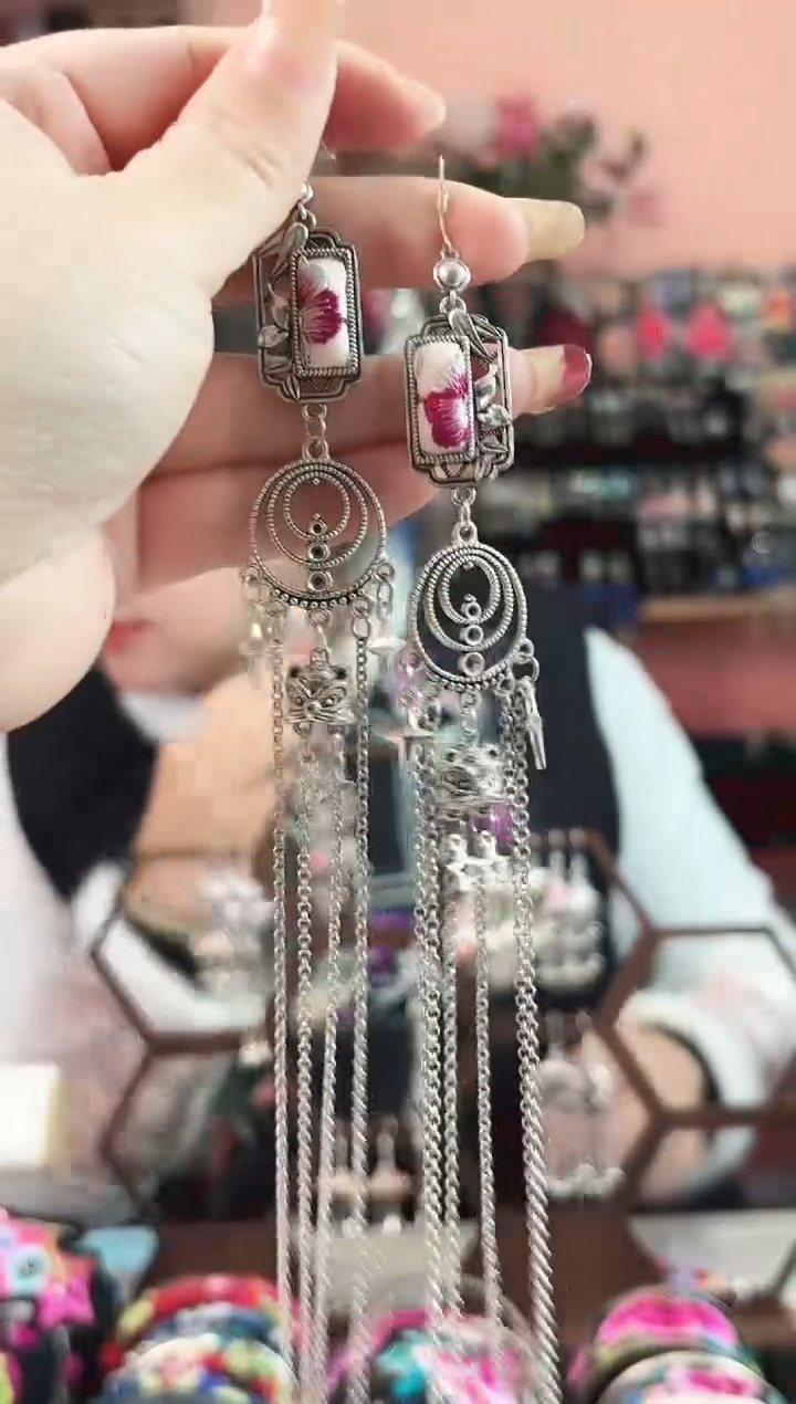 艺枝独绣手工饰品389