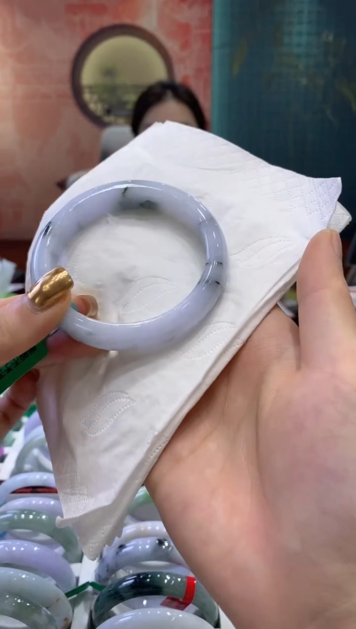 【闪购商品】翡翠手镯未镶嵌多人03951