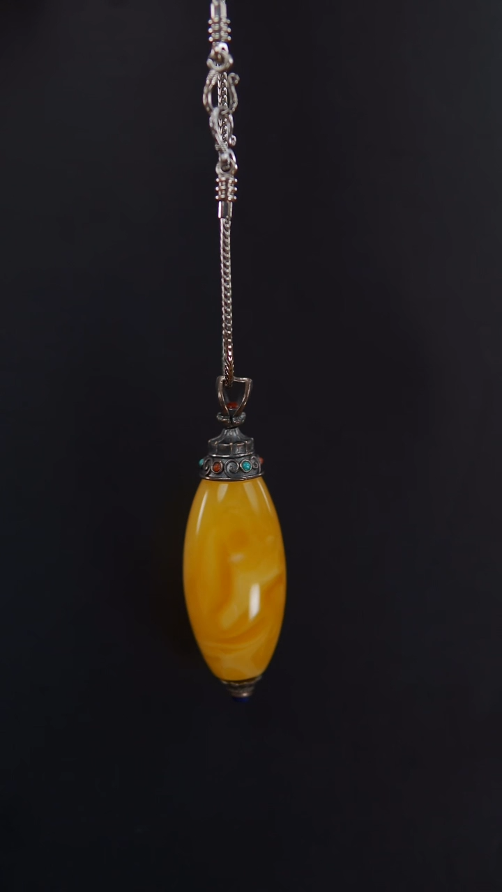 【闪购商品】蜜蜡裸石银S925镶嵌焦皮桶珠20.69