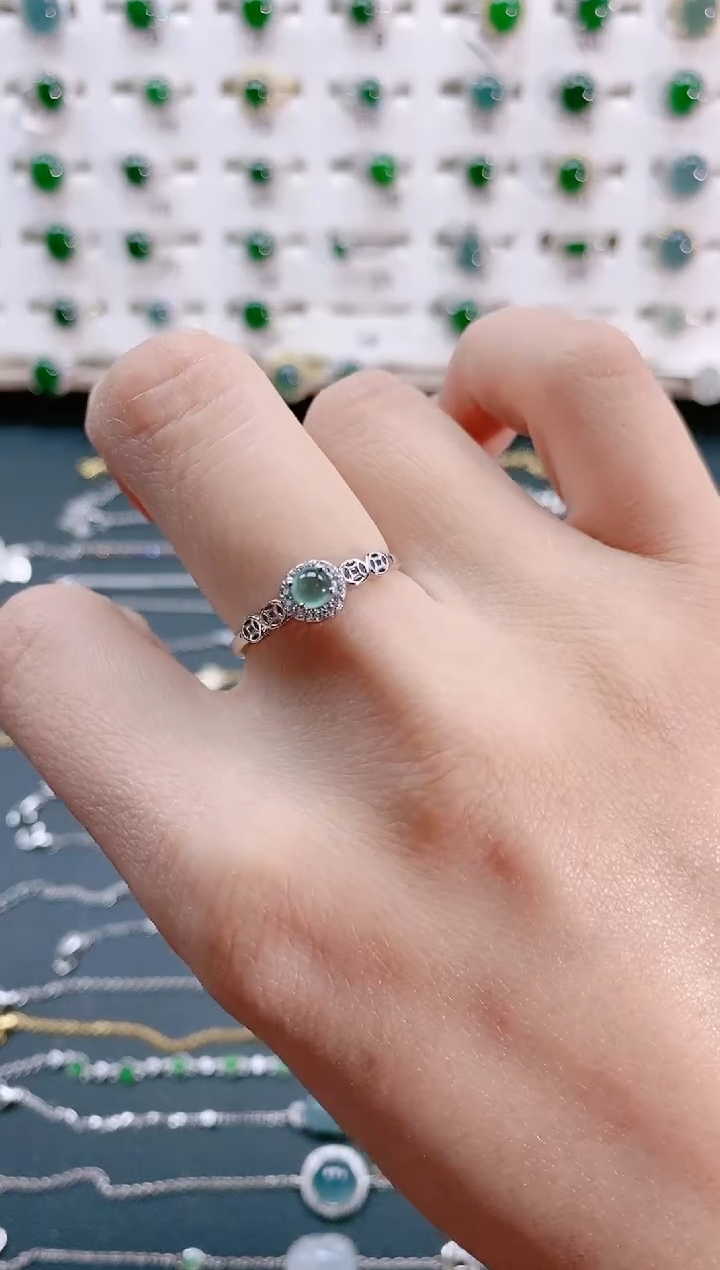 【闪购商品】翡翠戒指银S925镶嵌天然翡翠