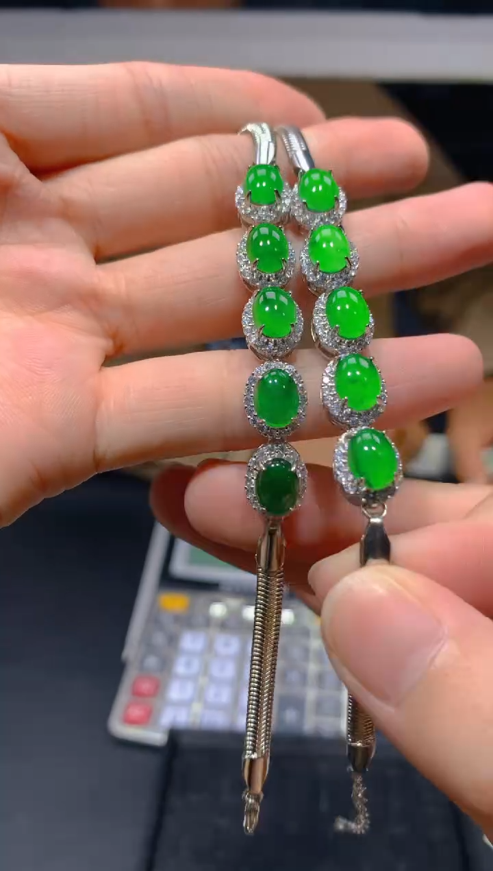 【闪购商品】定制翡翠未镶嵌44多样性发货(发其一）