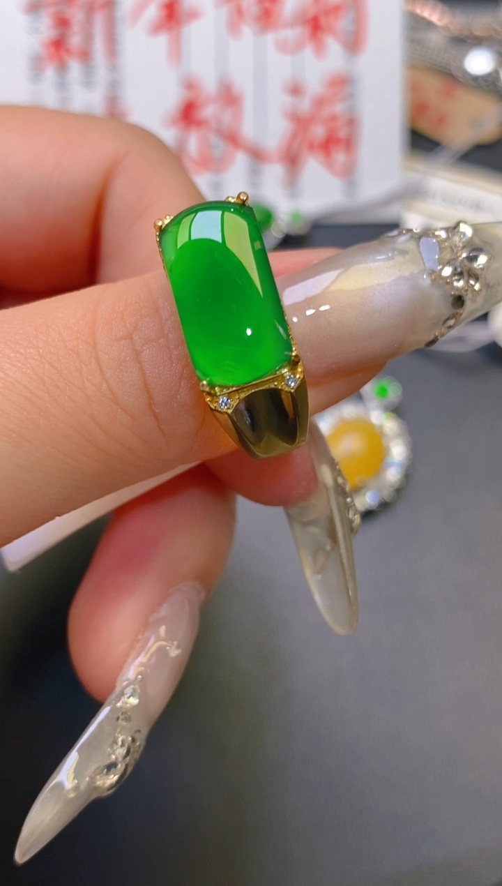 【闪购商品】翡翠耳饰银S925镶嵌天然A货翡翠1