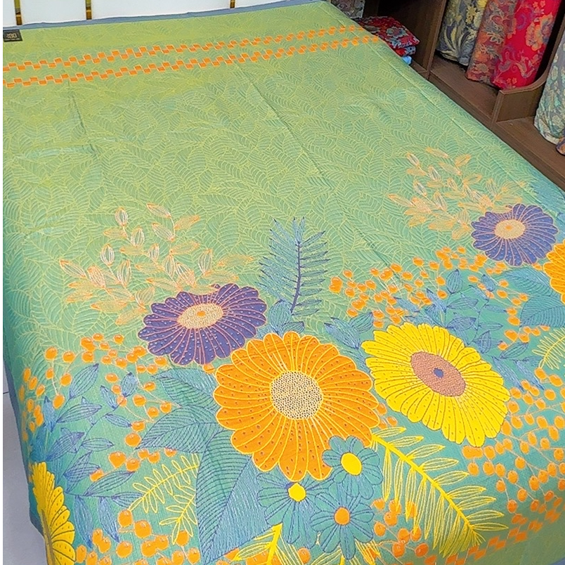 尾货多功能纱布盖毯床盖--万花园210*240