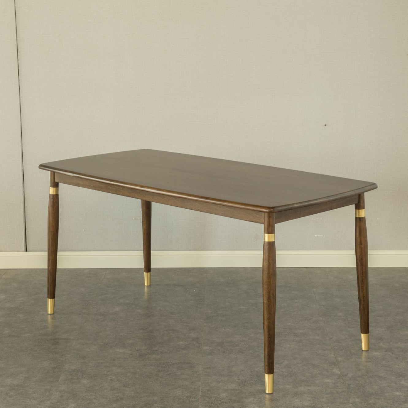 【BZ】mfa餐桌黄杨木樱桃木圆腿1.2/1.4/1.6m