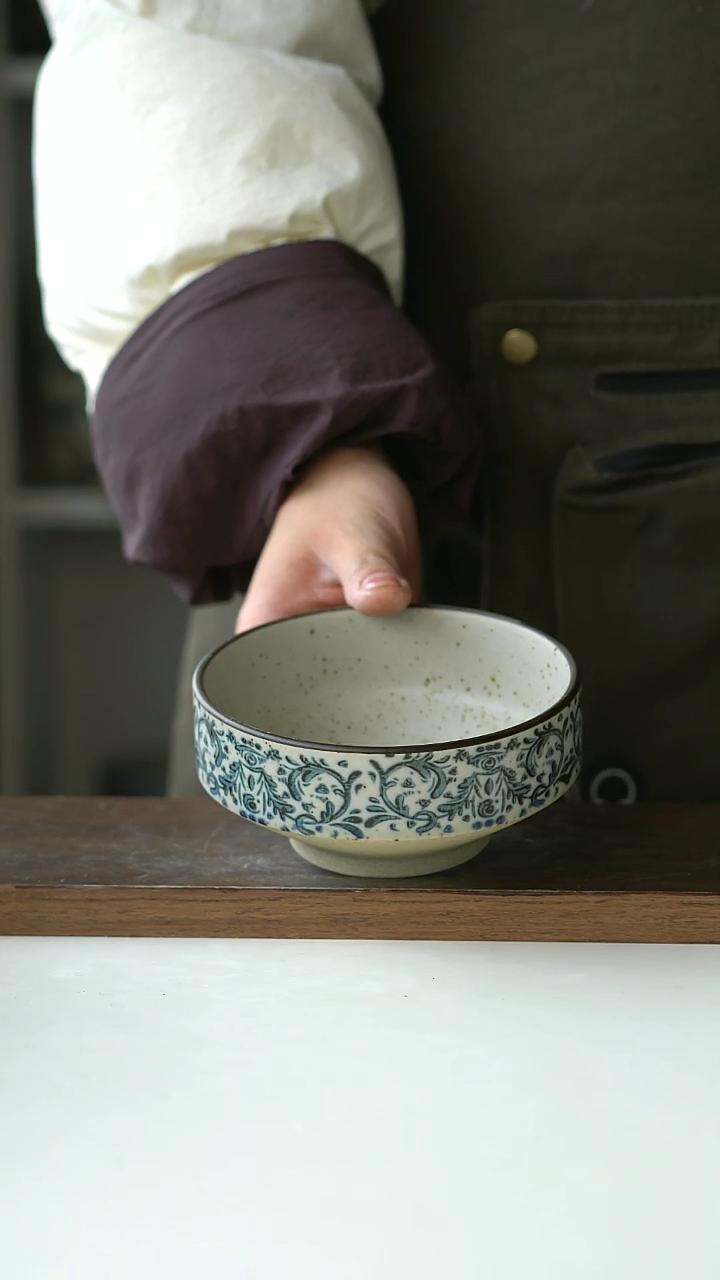 【闪购商品】陶瓷粗陶手绘鸢尾小高足12cm@4-2@