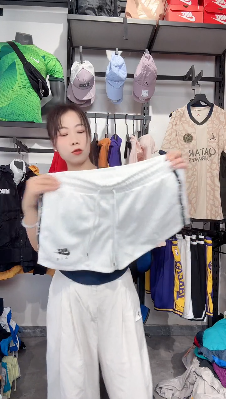 1369编码 瑕疵款直播间过款为准 尺码