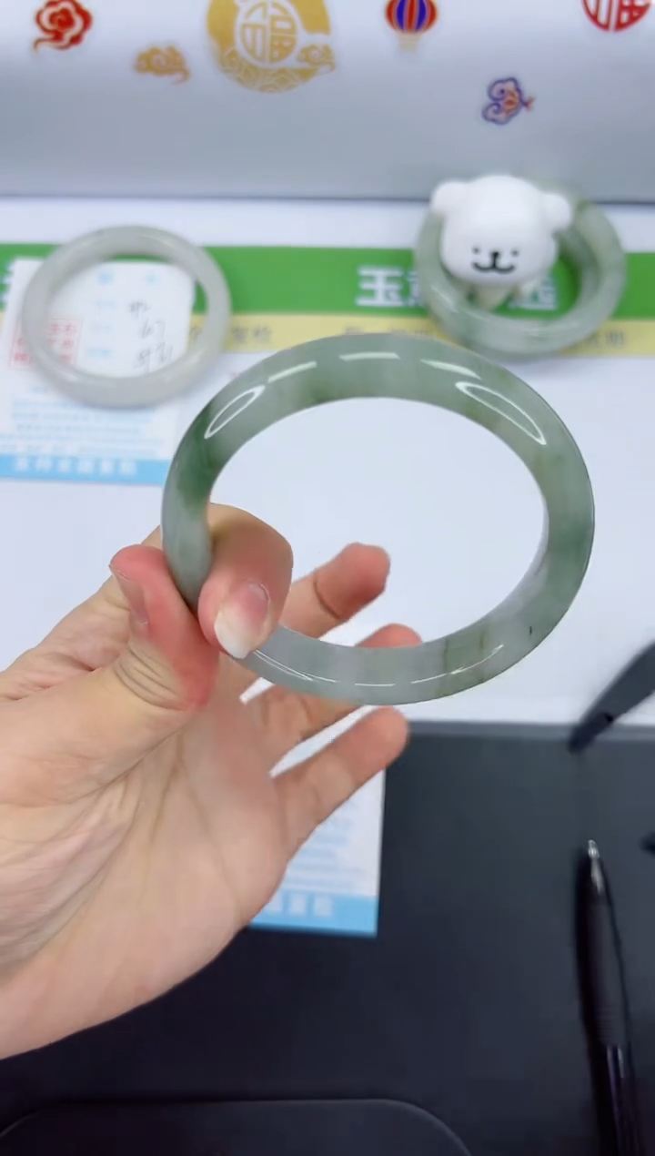 【闪购商品】石英质玉手镯未镶嵌293-62.7