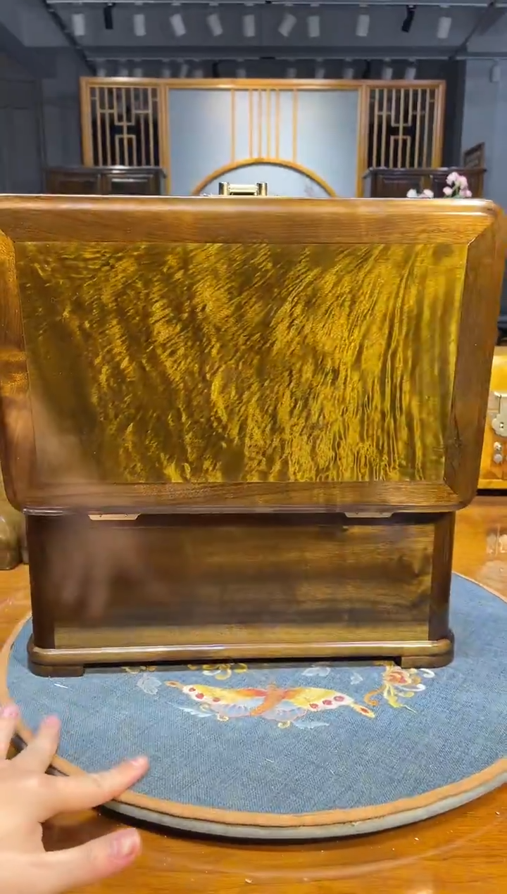 乌木类成套家具乌木彩礼箱 s9