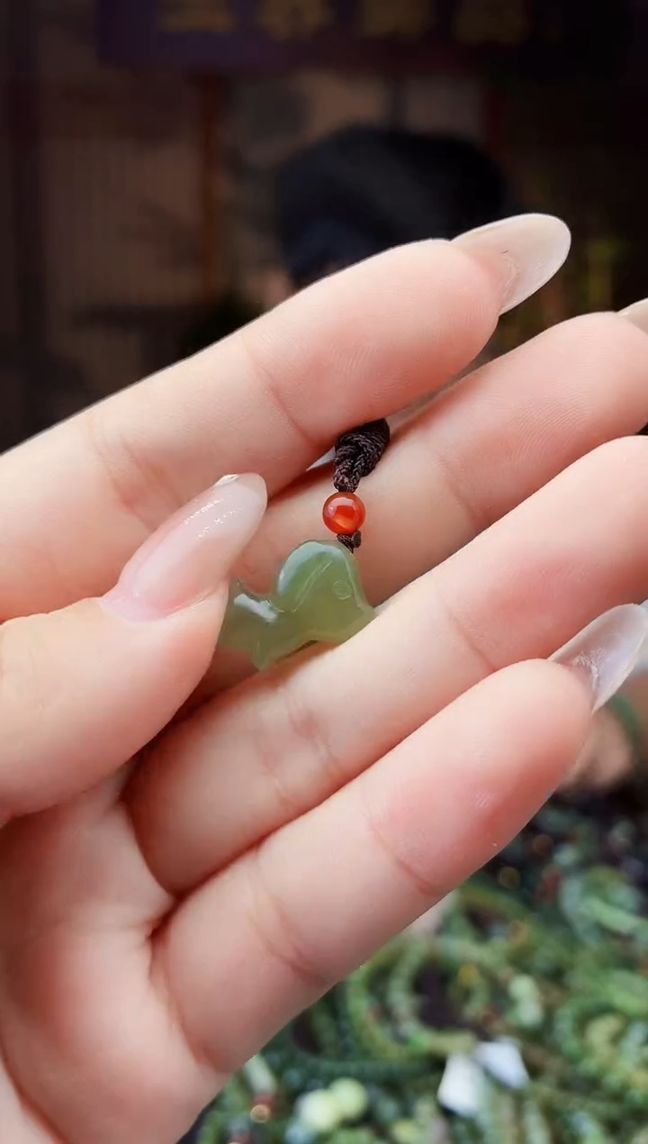 颈饰未镶嵌和田玉多样性发货拍一发一