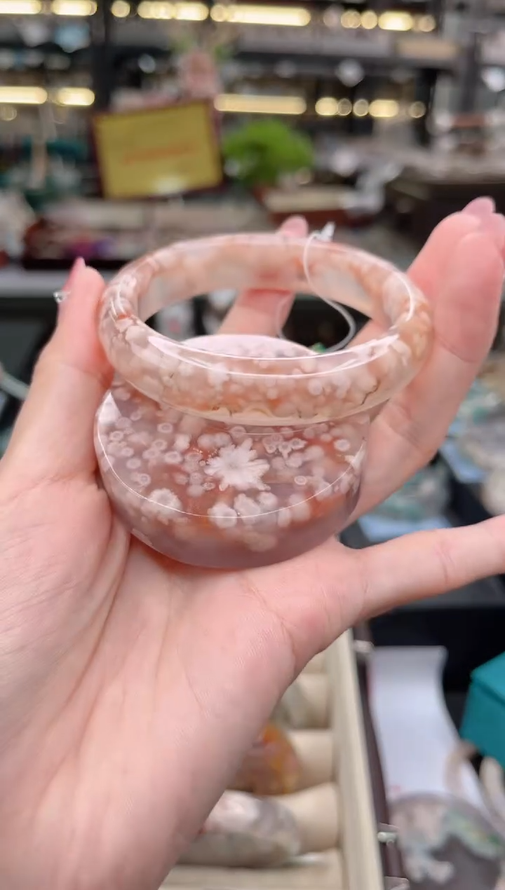 【闪购商品】石英质玉手镯未镶嵌56圈口（赠品镯心）S9241349