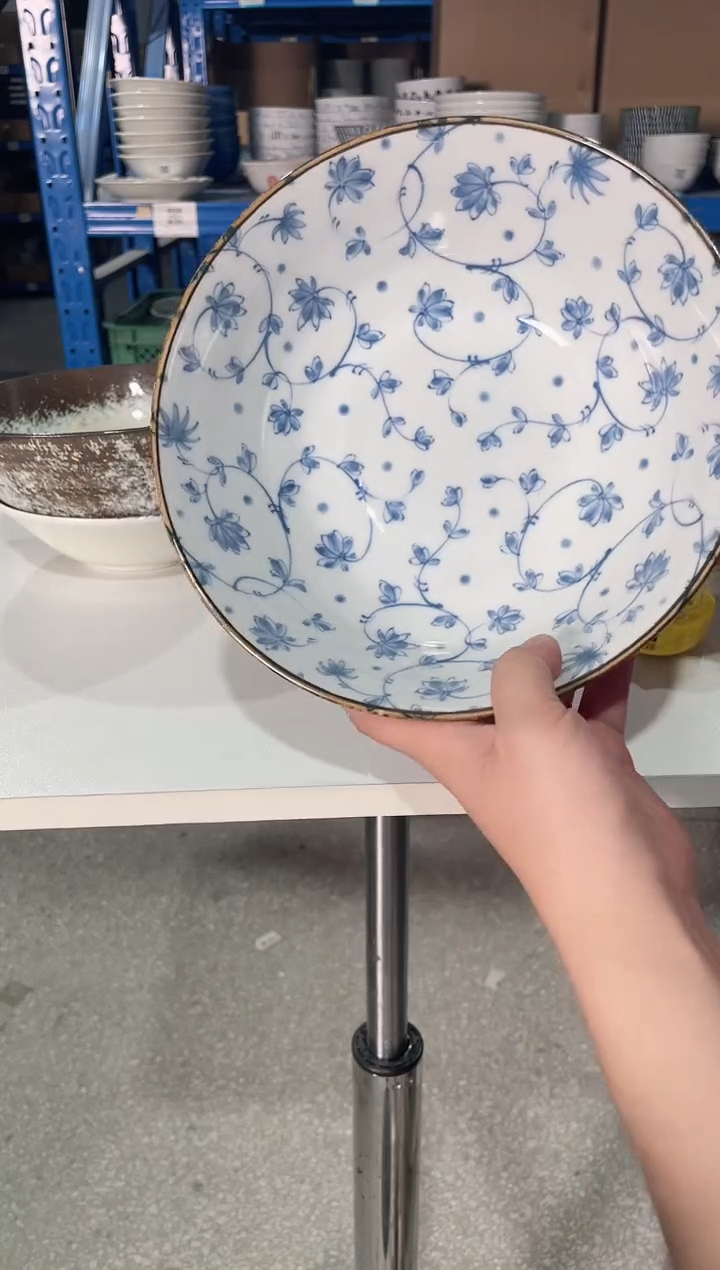 陶瓷蔓唐草加大号斗笠碗8.1英寸