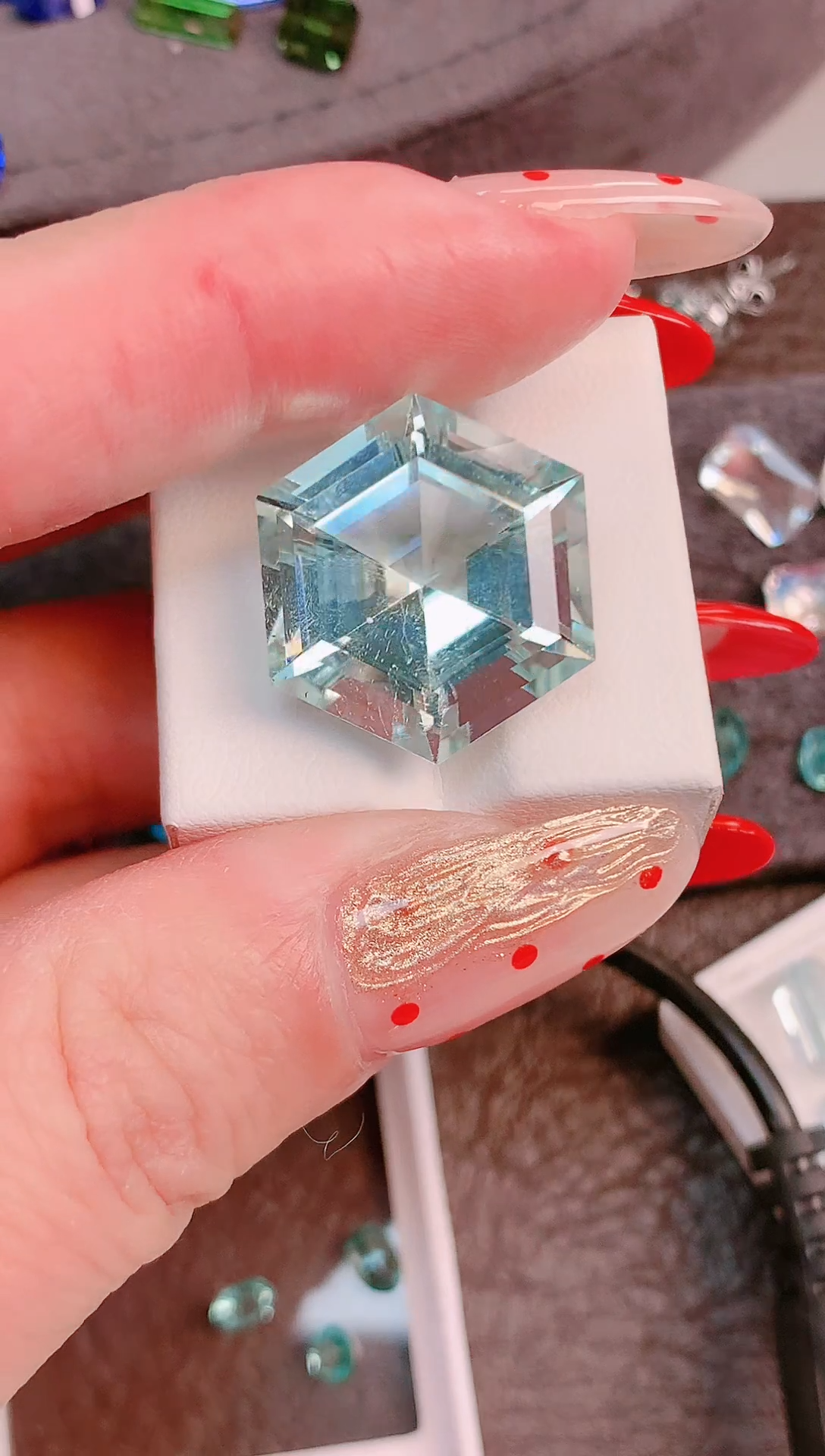 裸石海蓝宝石20ct