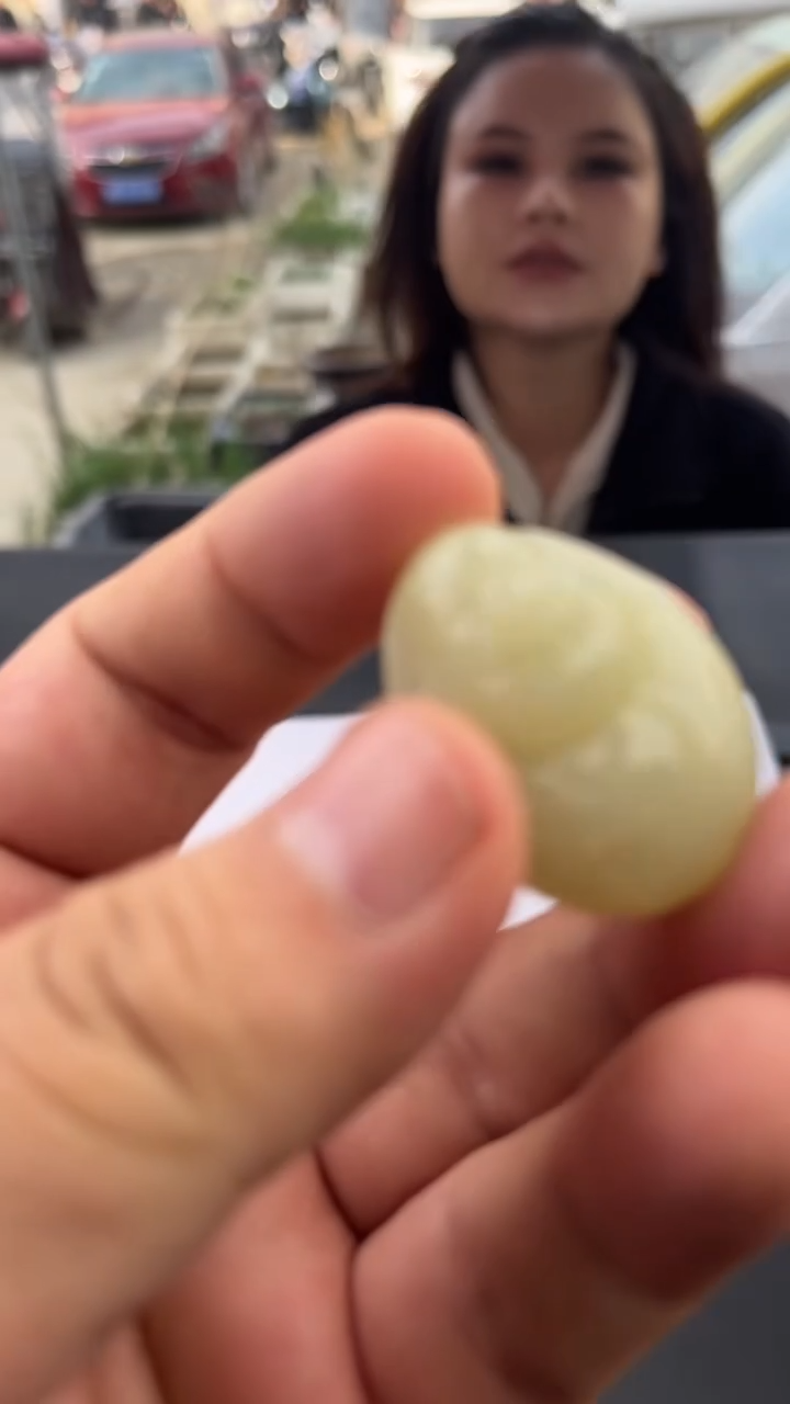 颈饰未镶嵌和田玉3