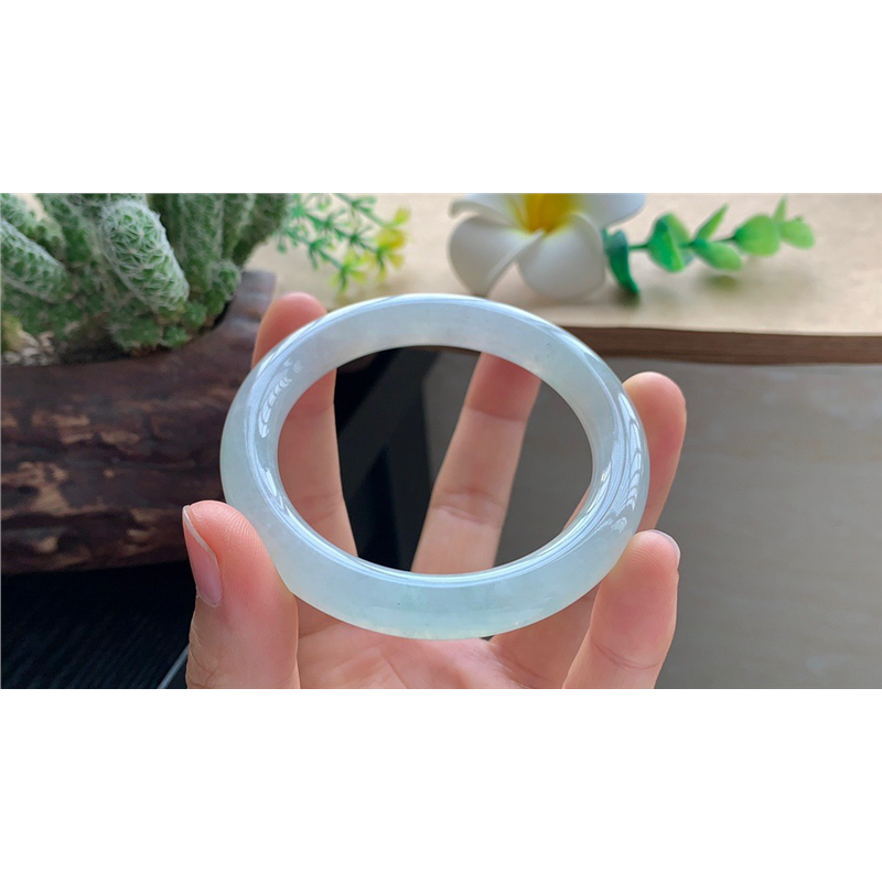 02.15批678号52.7-9.3-9圆条 冰果冻镯 飘若隐若现 翡翠手镯