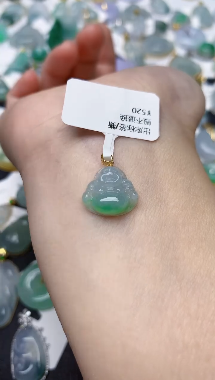 颈饰18K金镶嵌翡翠天然缅甸A货翡翠