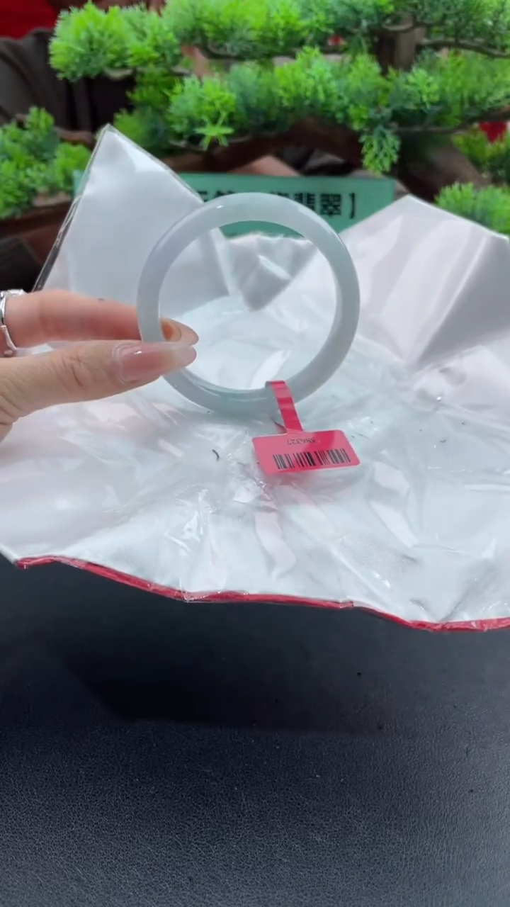 【闪购商品】翡翠手镯未镶嵌1翡翠手镯