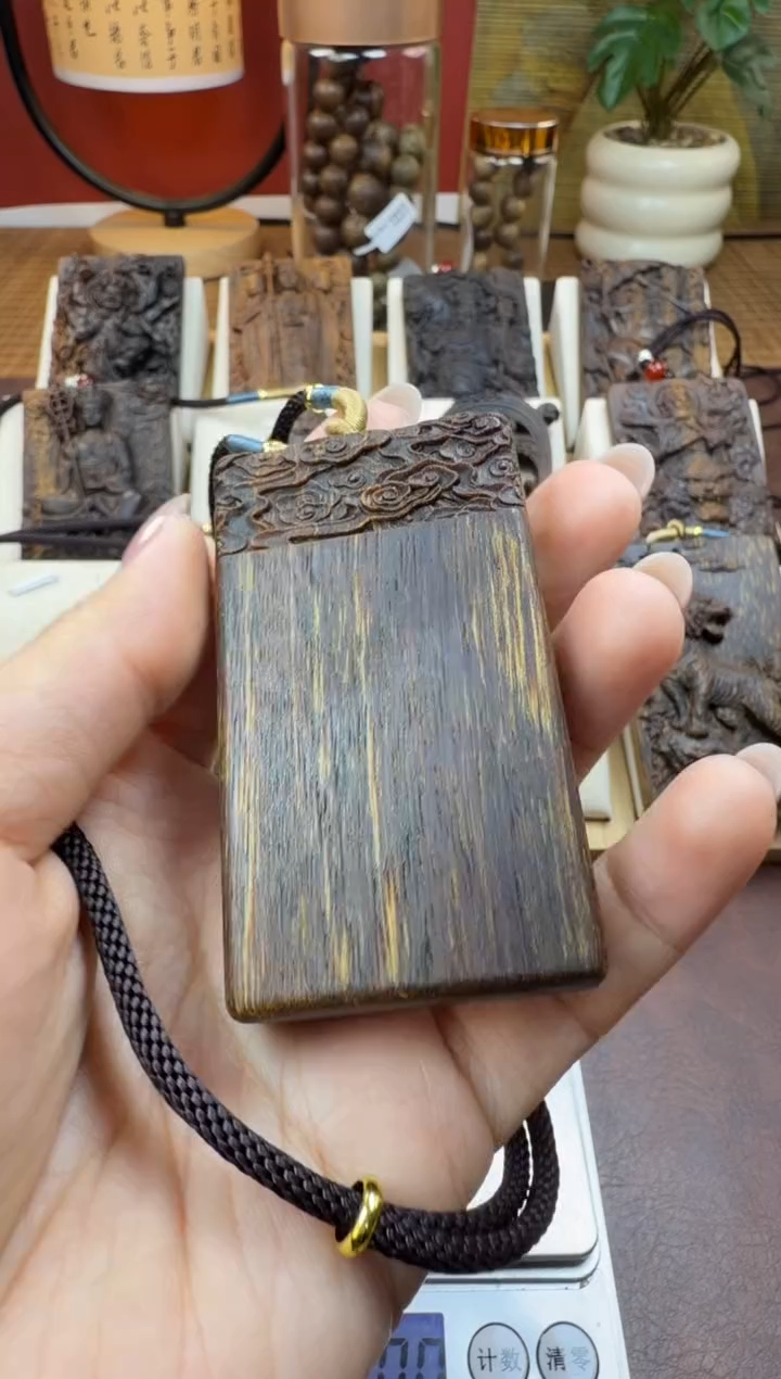 木木雕款 芽庄  祥云无事牌 7cm 送养香瓶