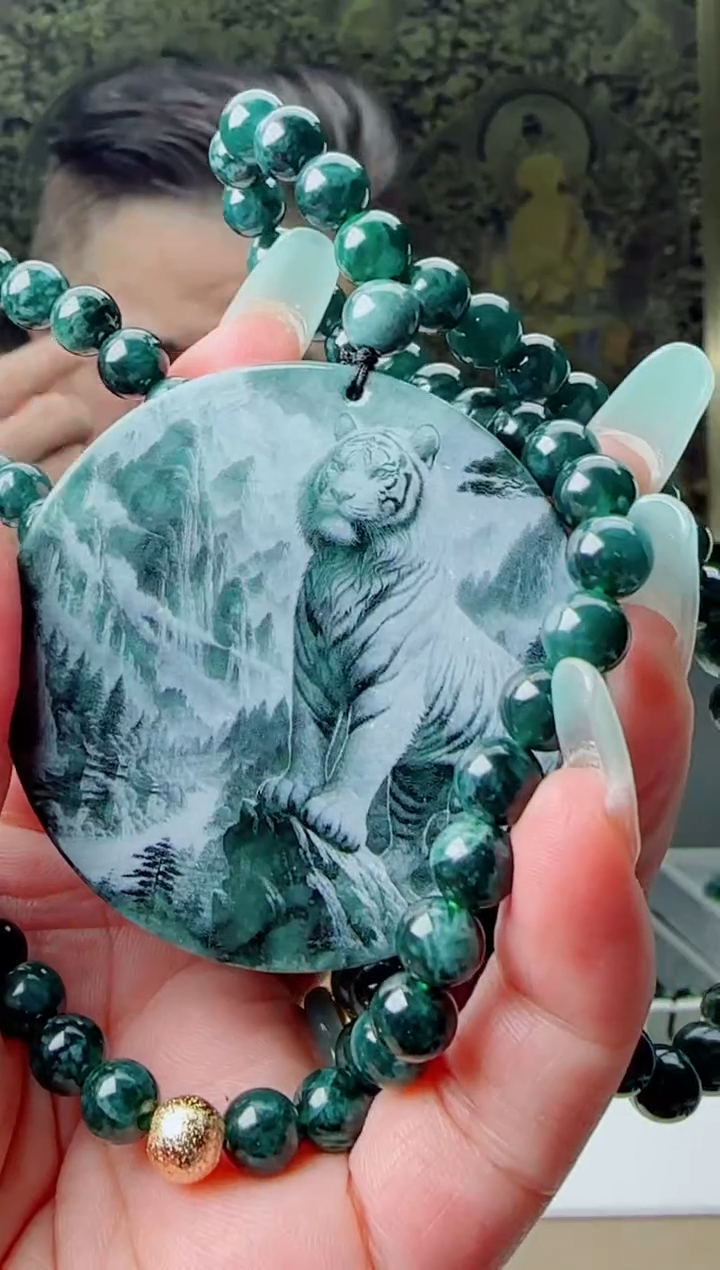 【闪购商品】翡翠颈饰未镶嵌11111111