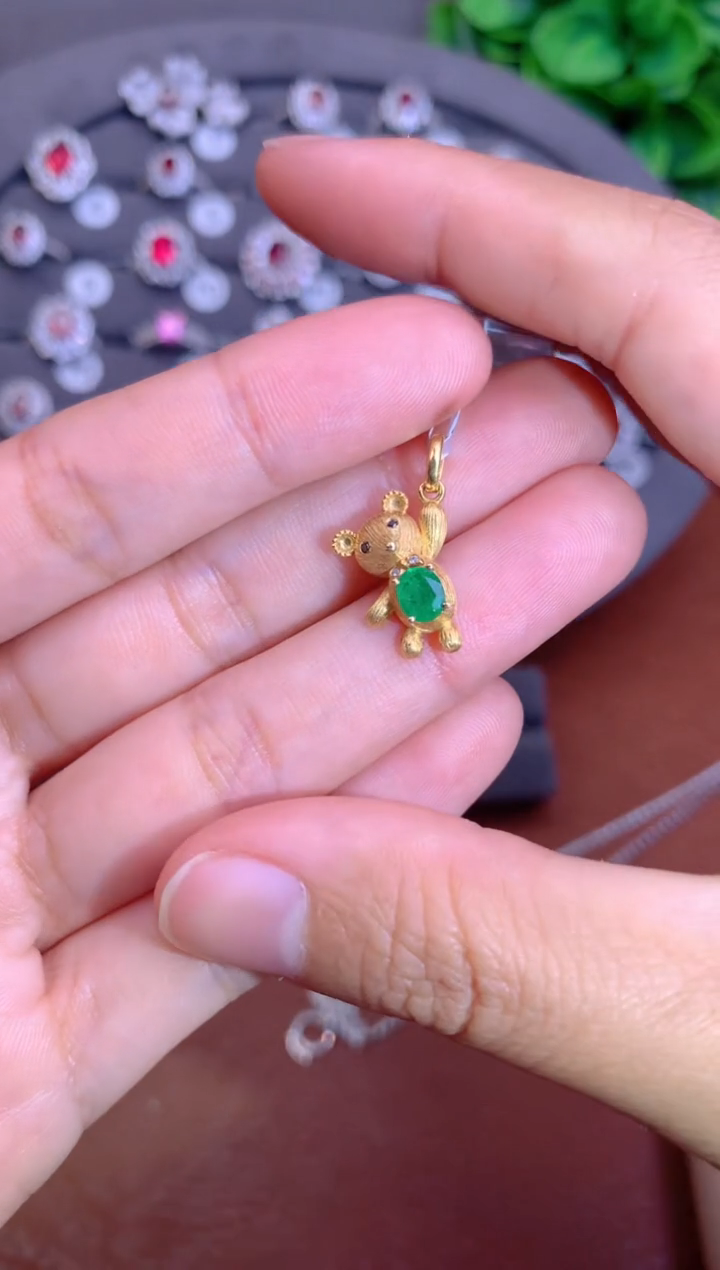 【闪购商品】祖母绿吊坠(不含链)18K金镶嵌0.33CT