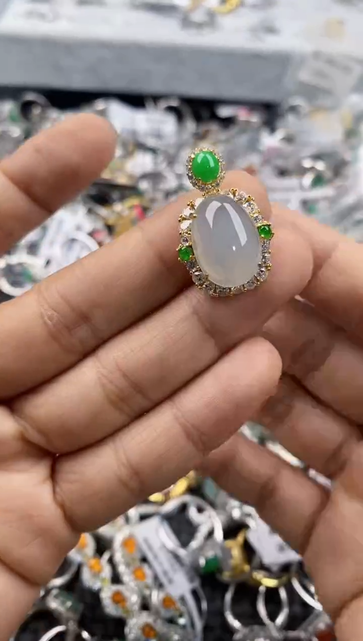 银S925镶嵌戒指翡翠666    1