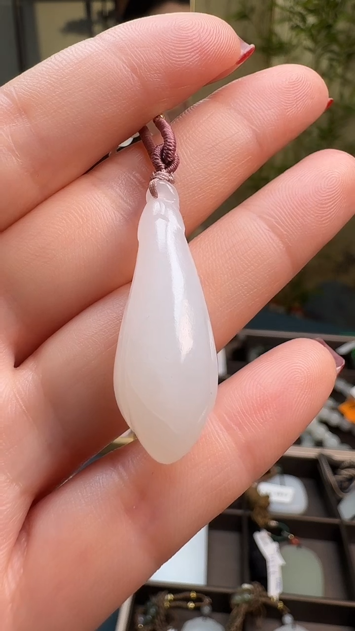 【闪购商品】和田玉吊坠未镶嵌1427 玉兰花