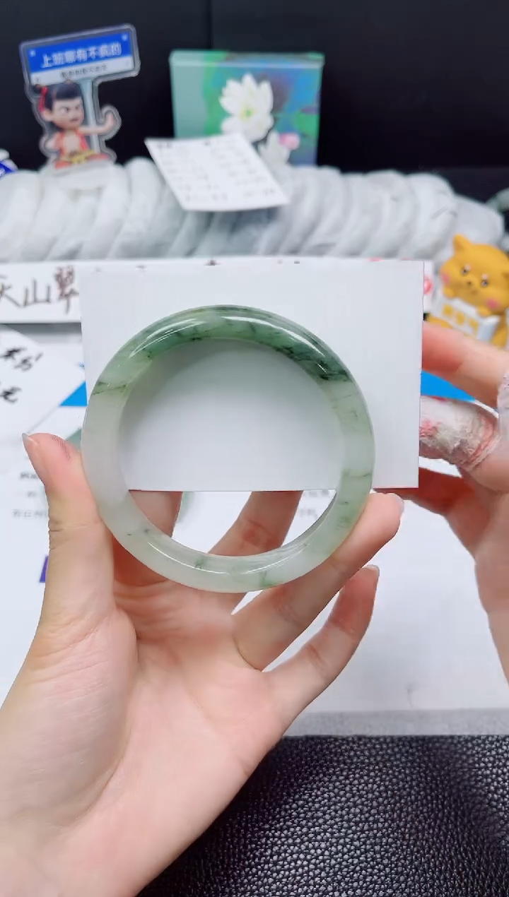 石英质玉手镯未镶嵌85-60