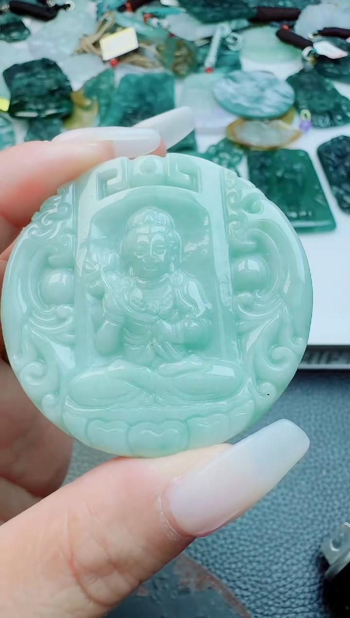 【闪购商品】翡翠吊坠(不含链)未镶嵌11111111111