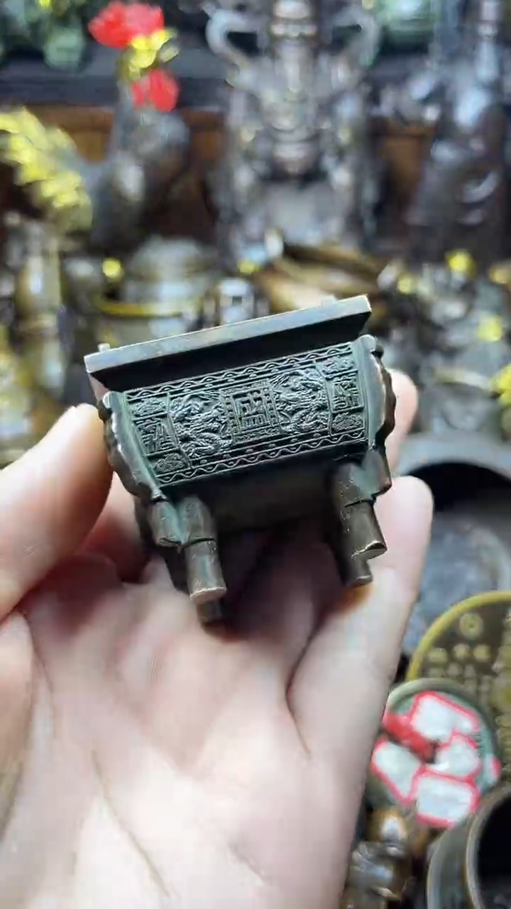 闪购链接，点击下单，有运费险，铜摆件