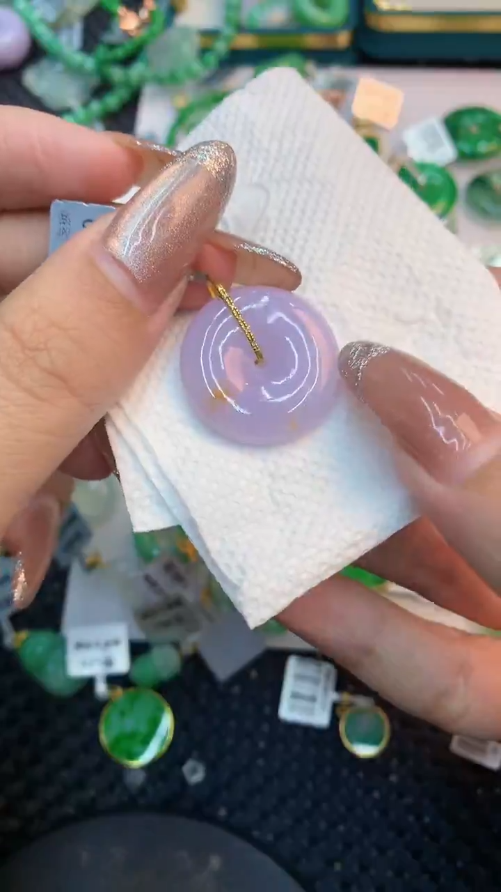 颈饰18K金镶嵌翡翠1