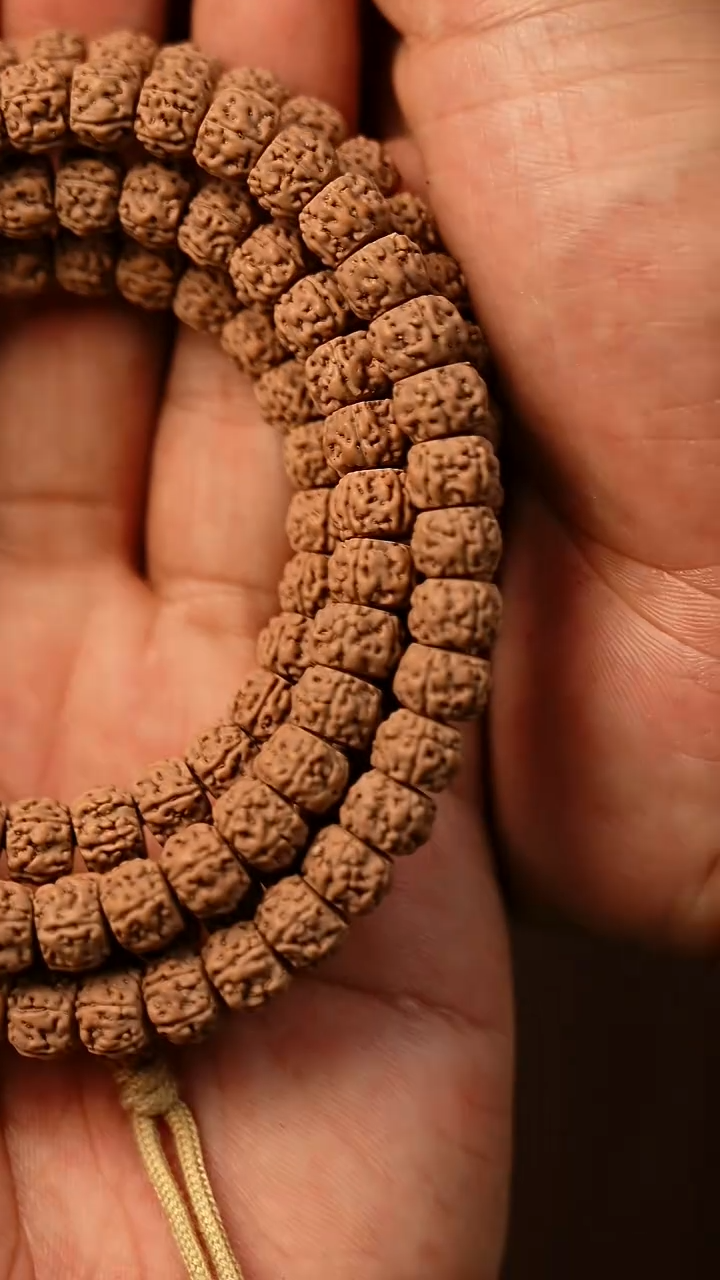 吊坠金刚菩提S22一代龙黄金甲长串