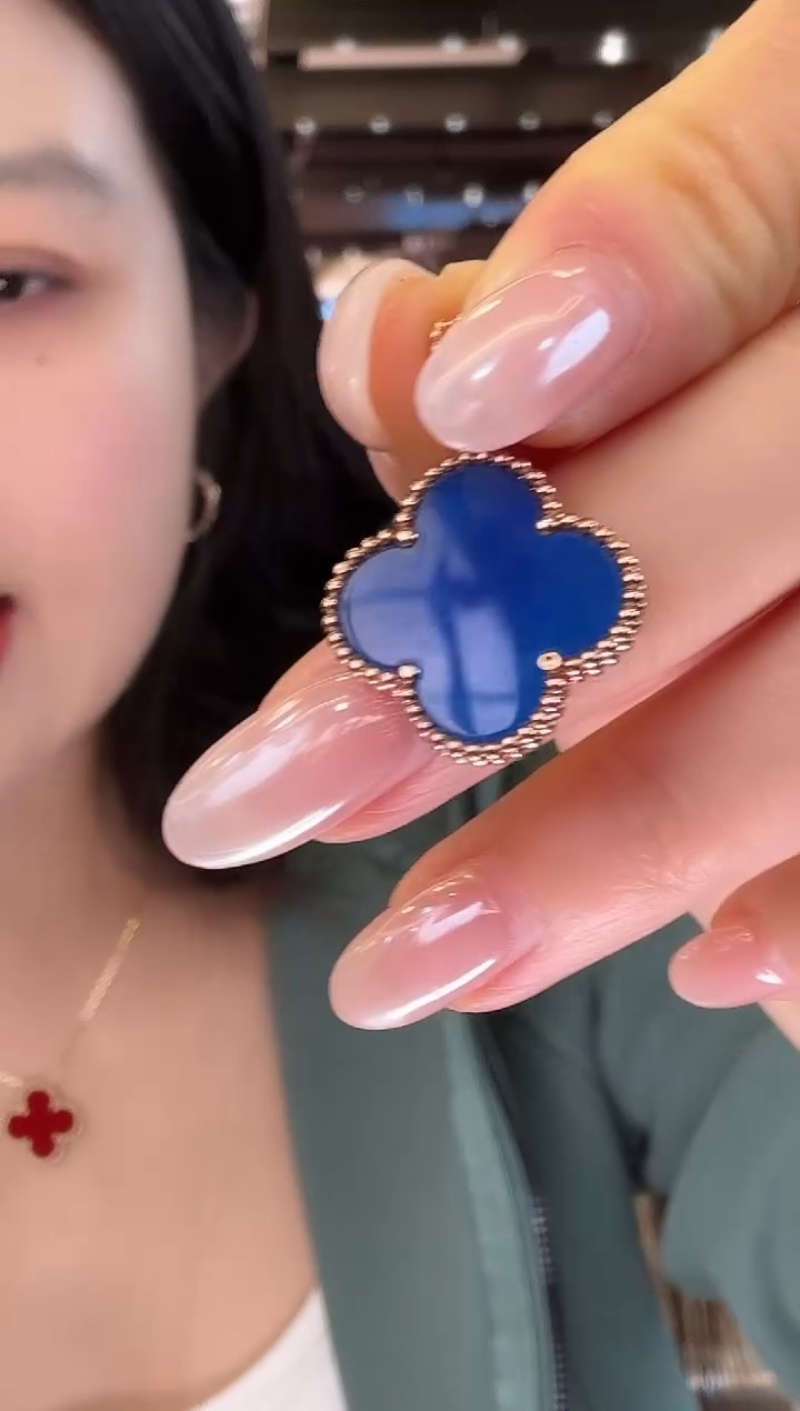 18K金镶嵌吊坠玛瑙/玉髓蓝花吊坠（不含链）