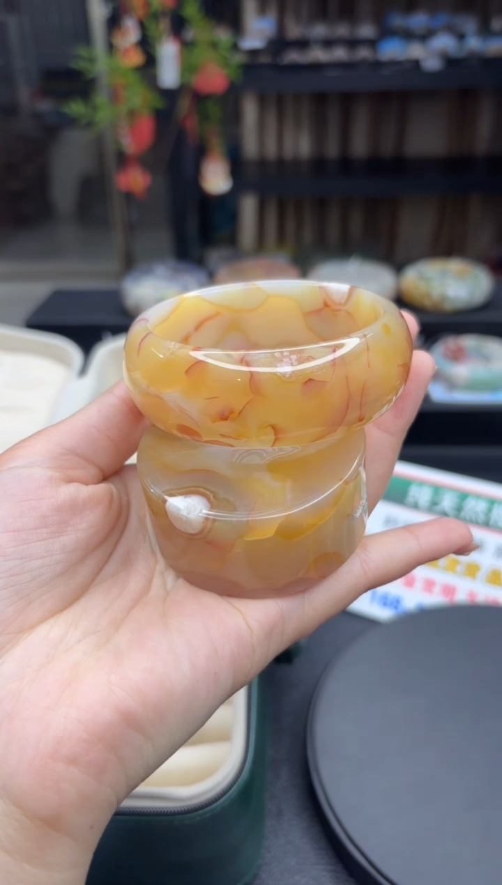 【闪购商品】石英质玉手镯未镶嵌871（59圈赠送镯心）