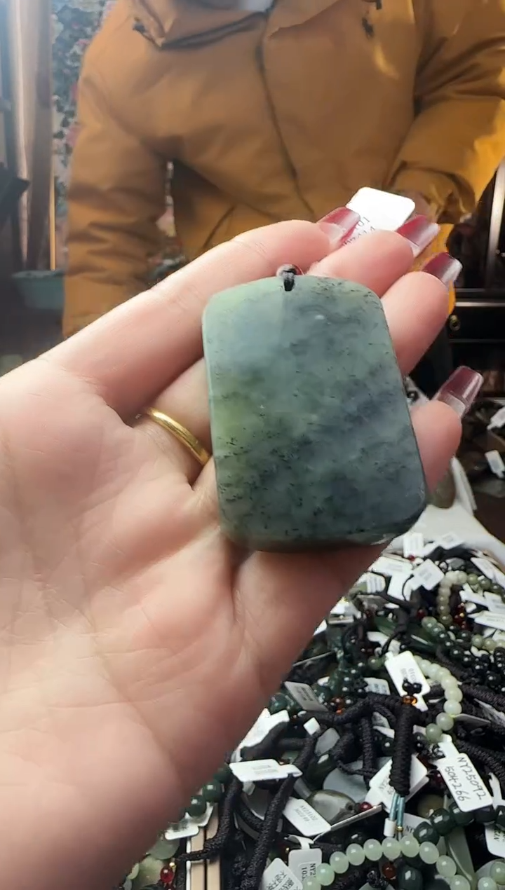 颈饰未镶嵌和田玉和田玉吊坠59