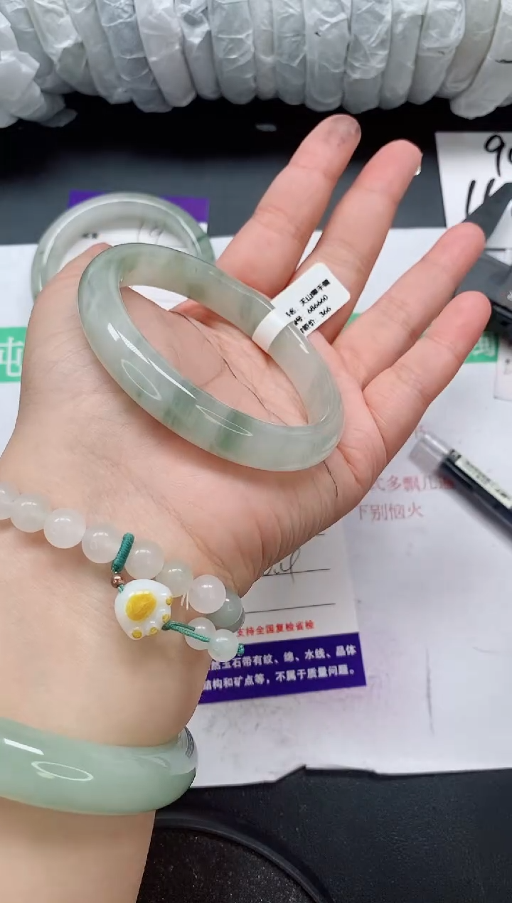 未镶嵌手镯石英质玉20/60-61