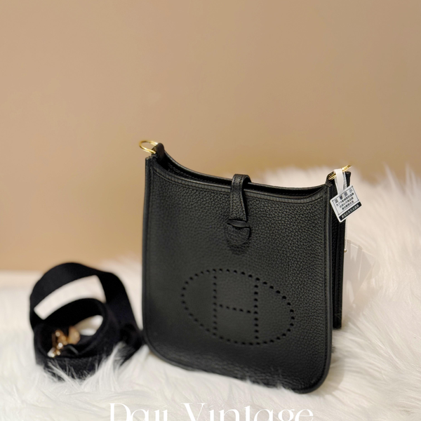 大吉中古/Hermes爱马仕黑色金扣伊芙琳16斜挎包