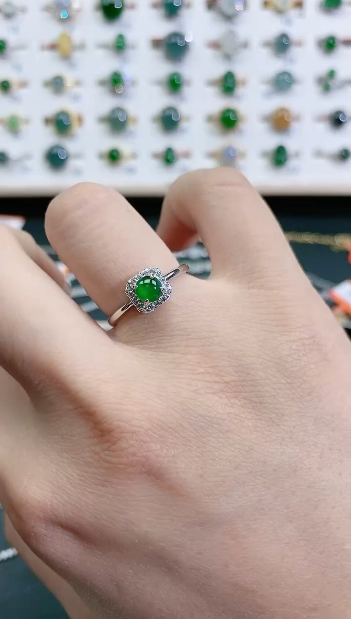 翡翠戒指银S925镶嵌天然翡翠