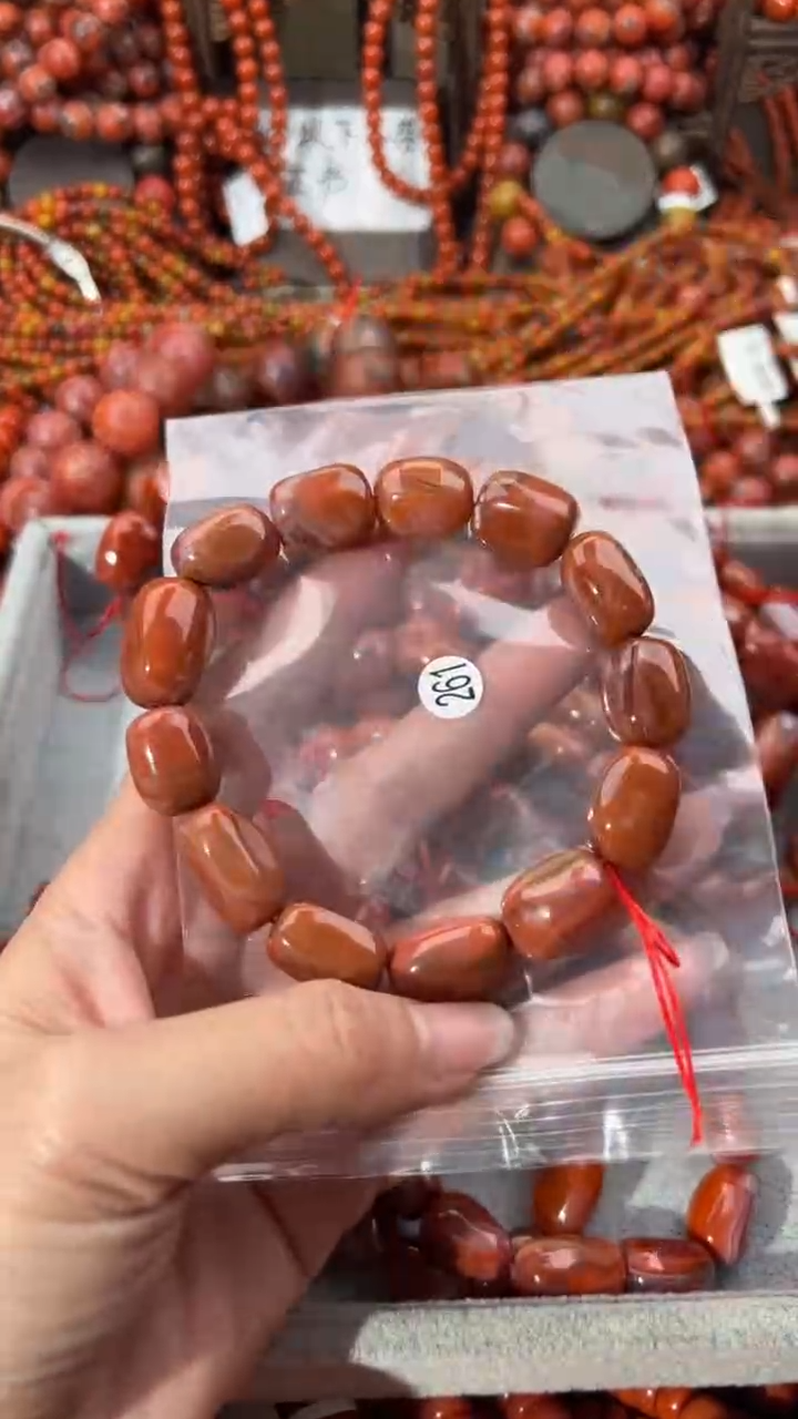 南红玛瑙未镶嵌手串1