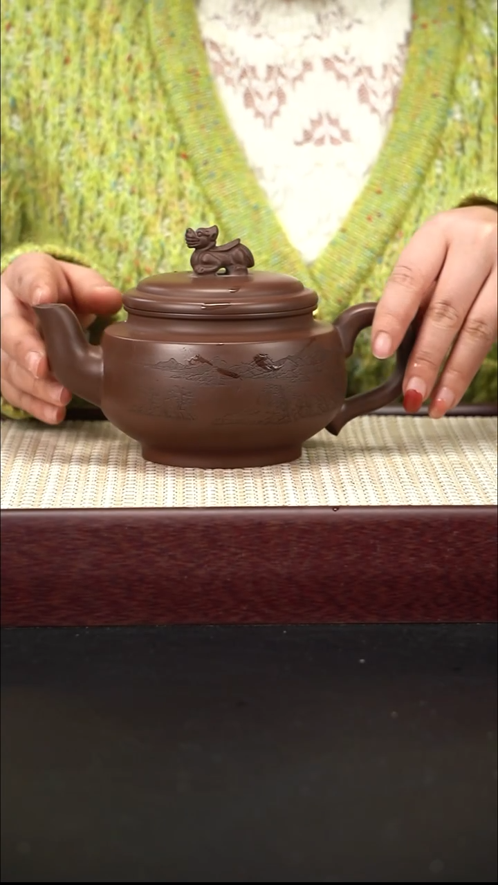 茶壶紫砂革紫泥 瑞兽 雪华