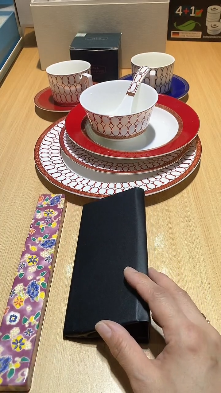 【闪购商品】瓷片锅碗瓢盆一件不剩