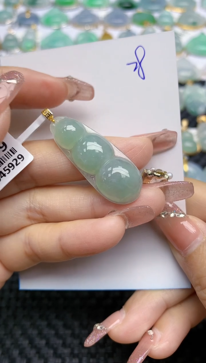 【闪购商品】翡翠颈饰18K金镶嵌天然A货翡翠 28