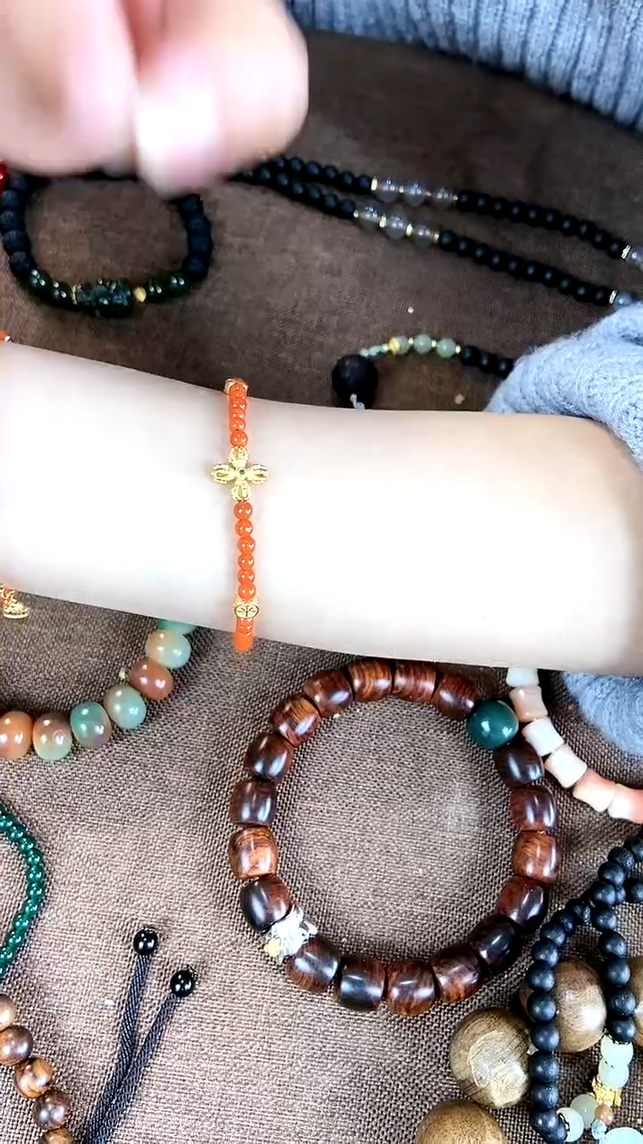 【闪购商品】白玉菩提吊坠南红单圈设计款带金刚杵