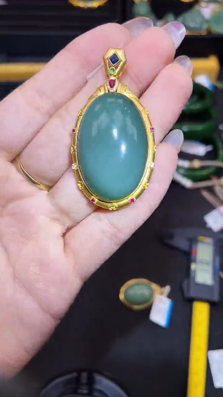 和田玉18K金镶嵌吊坠(赠链)多样性发一