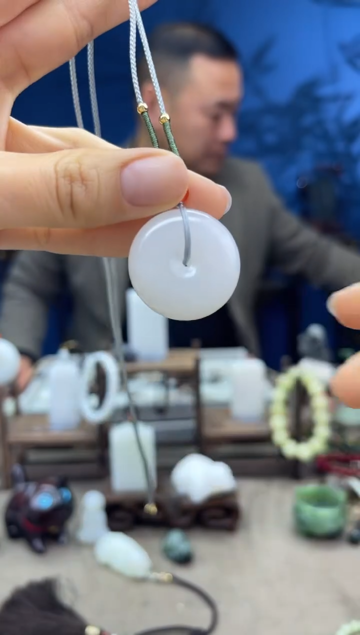 【闪购商品】和田玉颈饰未镶嵌1