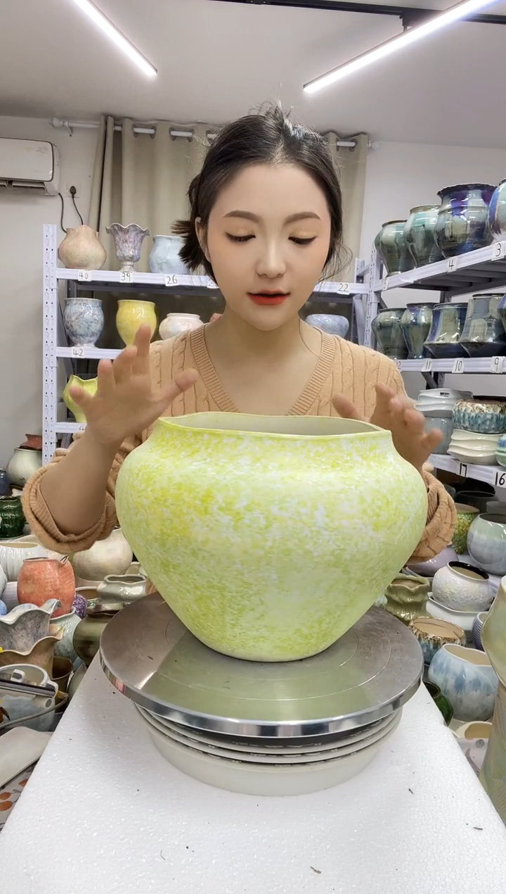 【12.18】花盆链接 高： 20 口：20