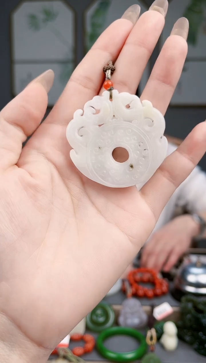 【闪购商品】和田玉颈饰未镶嵌多样性发货拍一单发一个