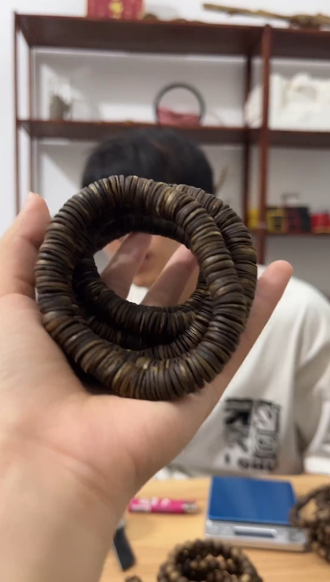 沉香手串沉香手串金沙叶沉水浮卡1.0单圈12克＋片片珠手串