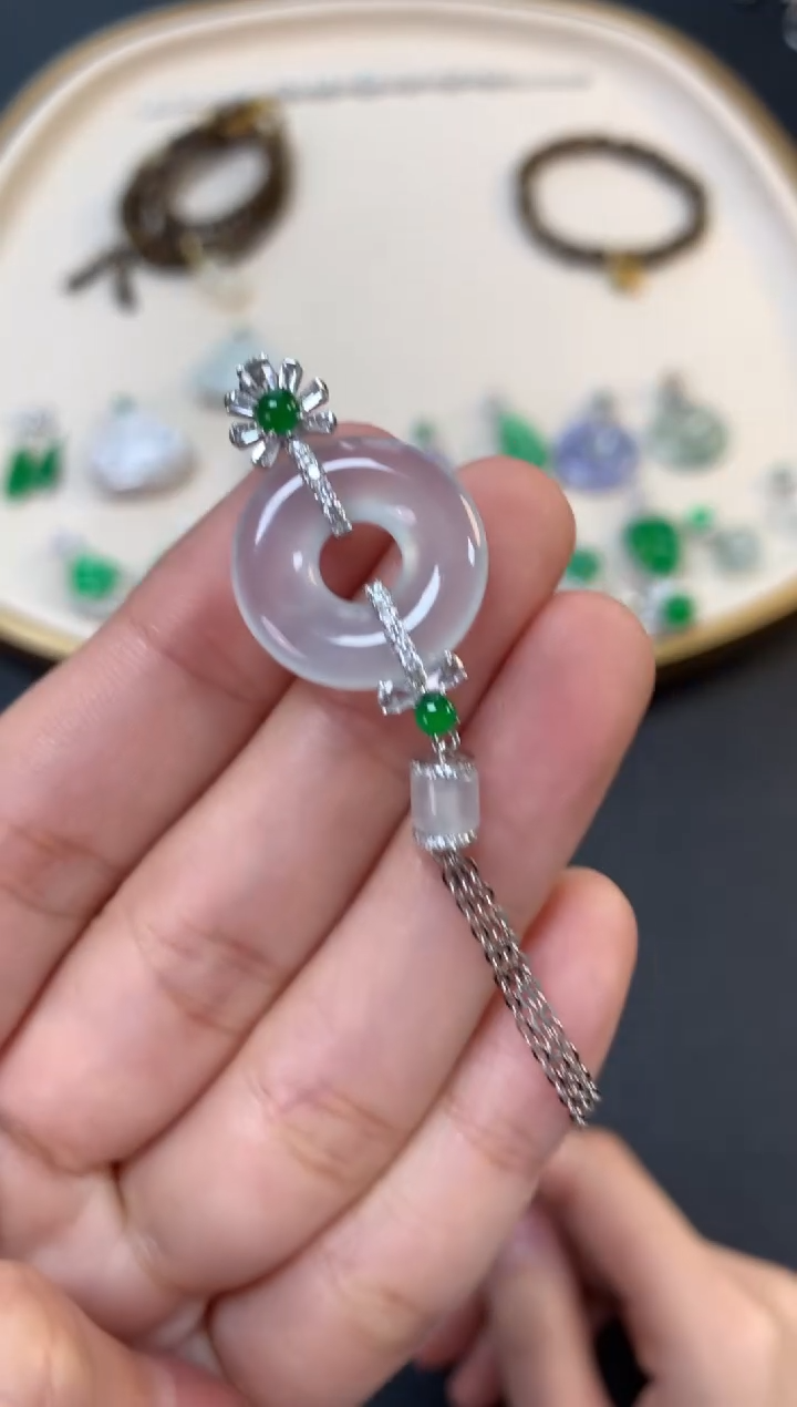 【闪购商品】翡翠吊坠(不含链)18K金镶嵌12800