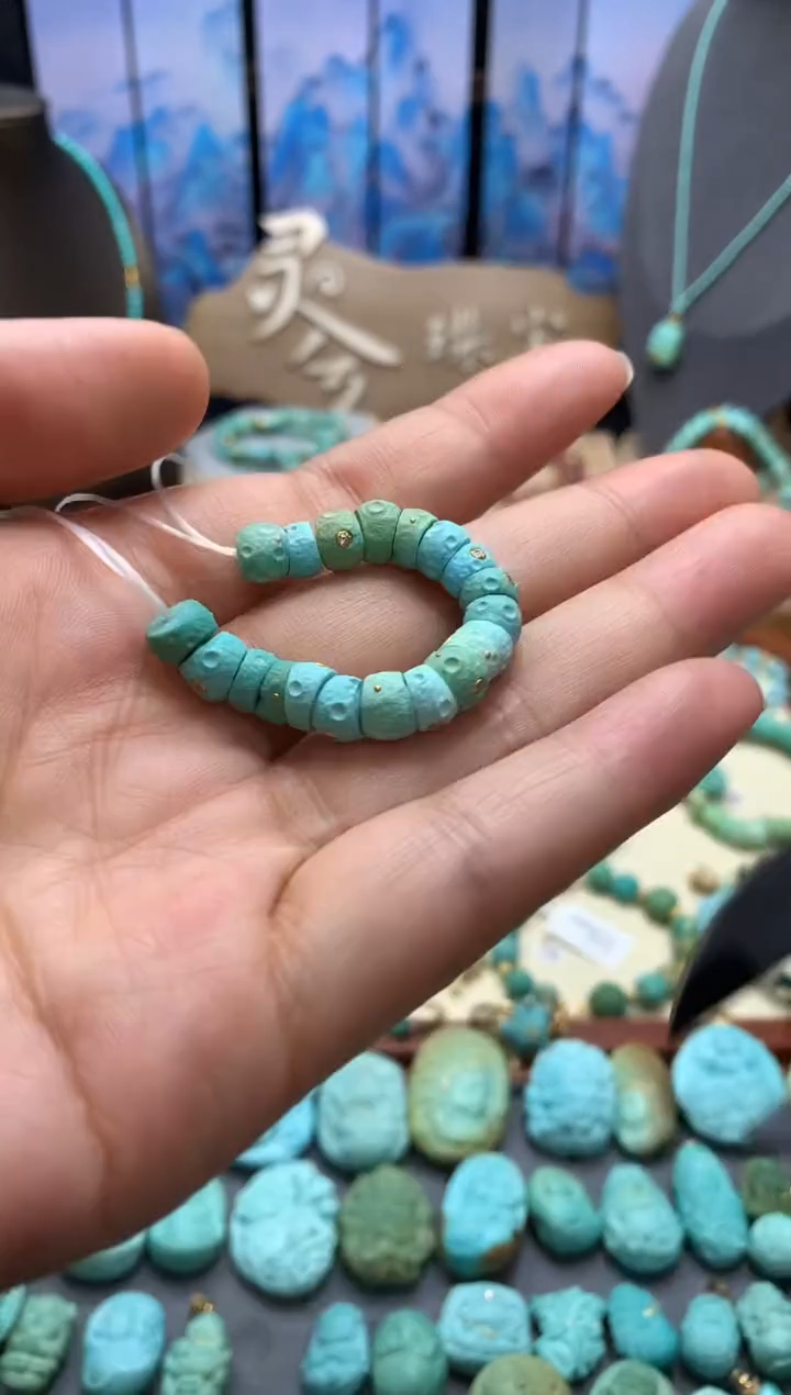 【闪购商品】绿松石挂件未镶嵌高瓷绿松石大肠