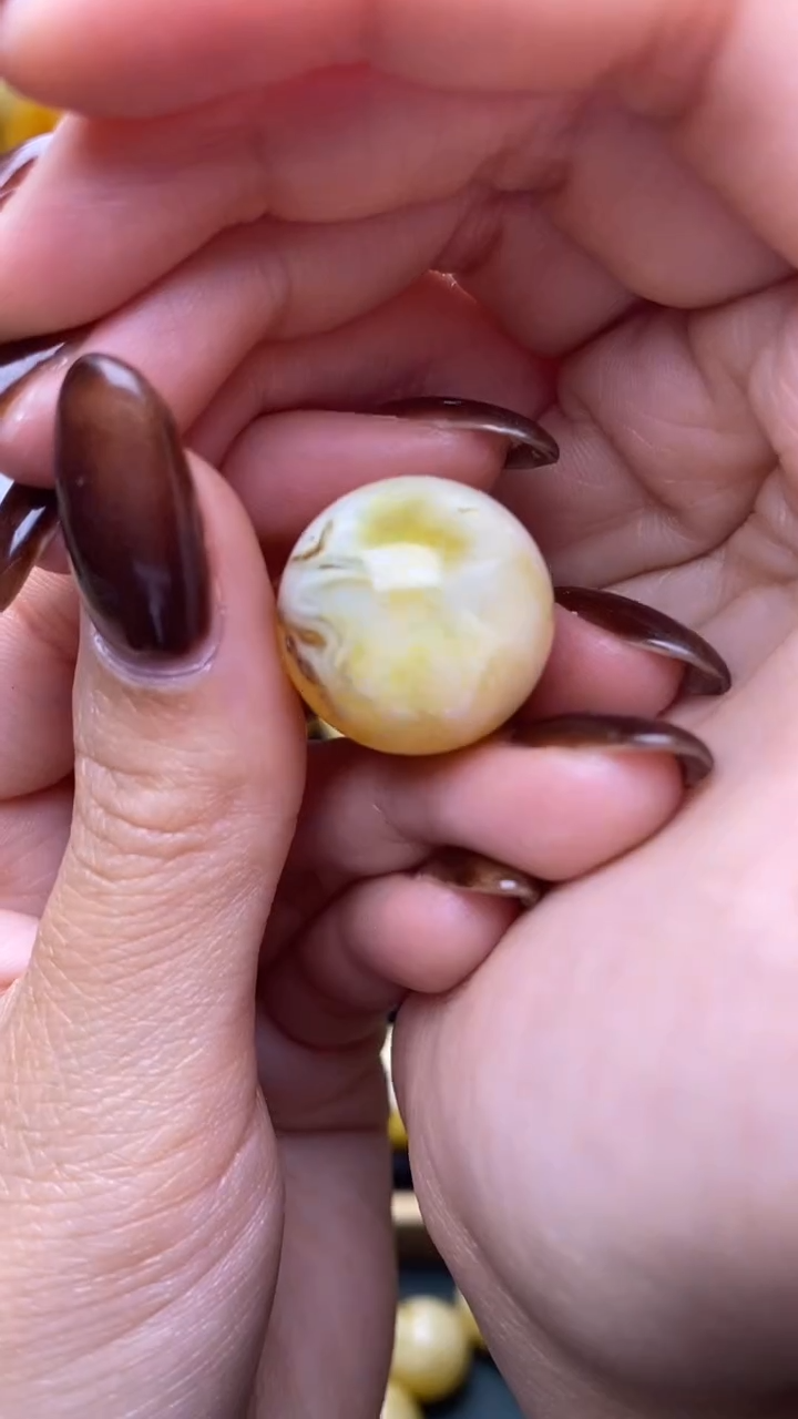 【闪购商品】琥珀裸石未镶嵌蜜蜡.62