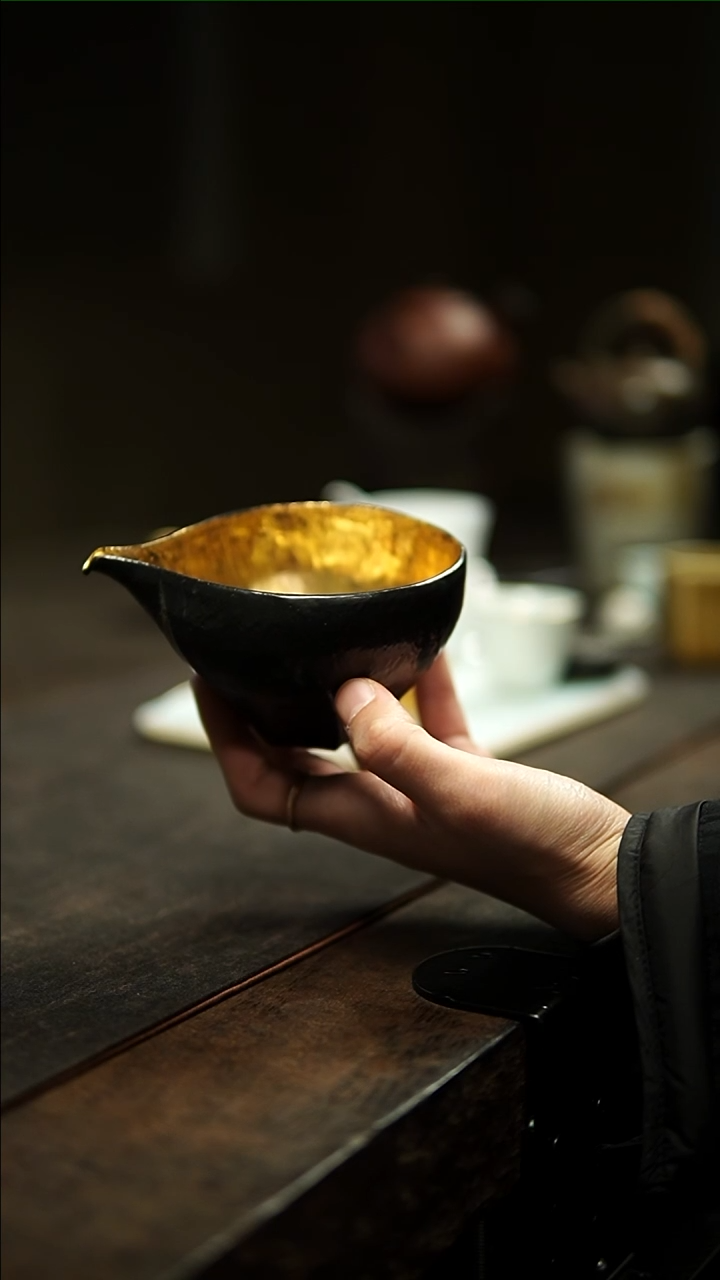 【闪购商品】松风陶泥黑金公道